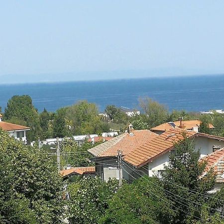 Hris Hotel Chernomorets Exterior photo
